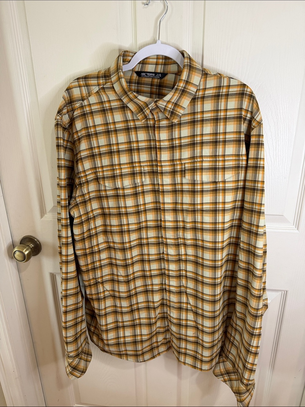 Arc'teryx Men's Orange and Brown Plaid Button-Up Shirt Sz XL. Box52